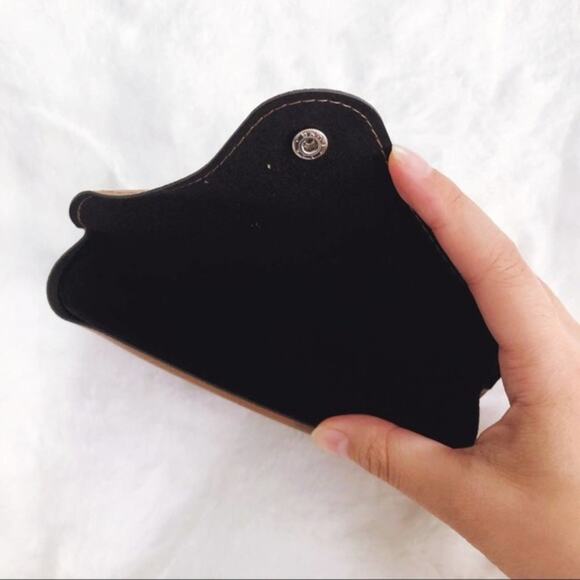 Wyatt Brown Faux Leather Sunglasses Case - Picture 3 of 9